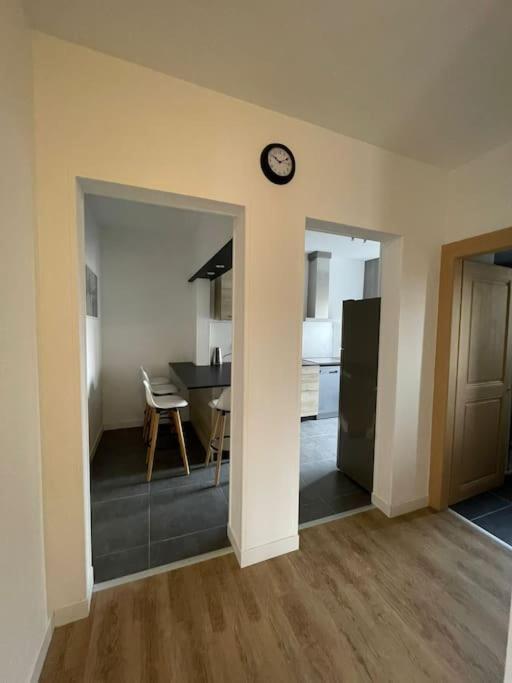 Ferienwohnung Mulhouse, Urban Family Nest Exterior foto